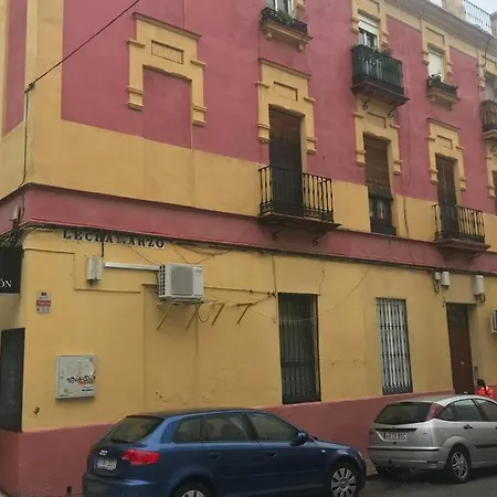 Apartamento suite San Roque. Street Lecha Marzo.-2