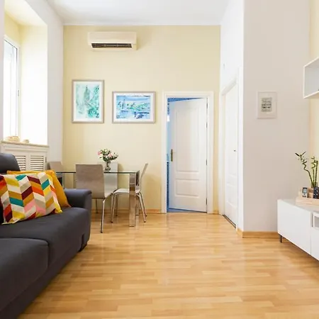 Apartamento en el Barrio del Museo centro de Sevilla-2
