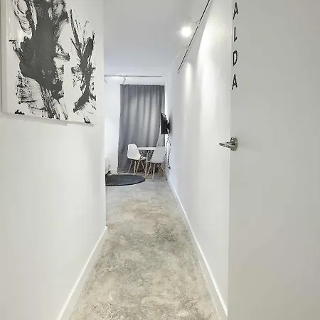 Giralda Modern & Luxury-2