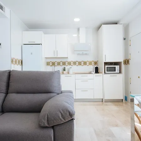 Triana Home - Free Parking-2