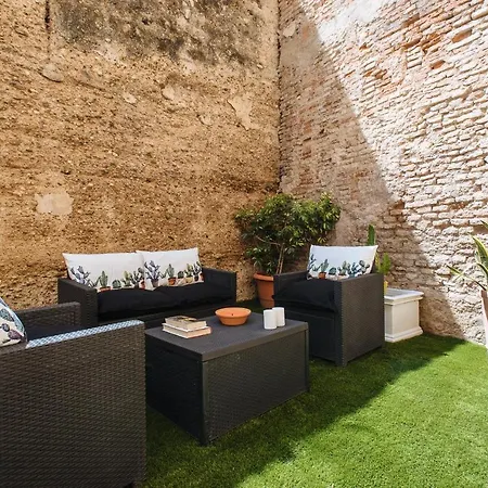 Sol Suite Apartment With Garden-3