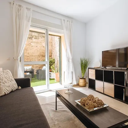 Sol Suite Apartment With Garden-2