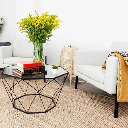 Isg Apartments Downtown Family Haven Free Parking Spot-2