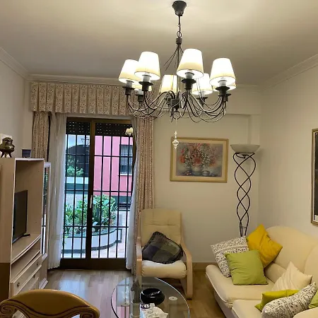 Junto A Casa Pilatos-3