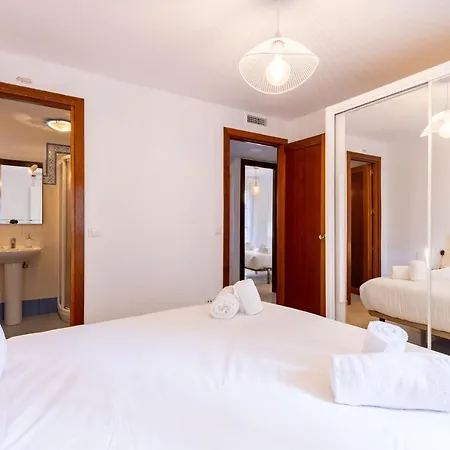 El Salvador City Center Suite by Valcambre-3