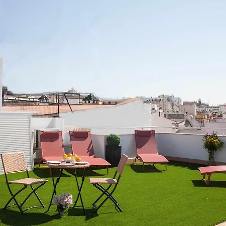 Isg Apartments Downtown Family Haven Free Parking Spot-3