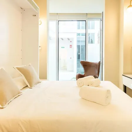 Harinas Central Apartments By Valcambre-2