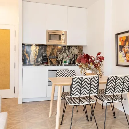 Salado Triana Suites By Valcambre-3