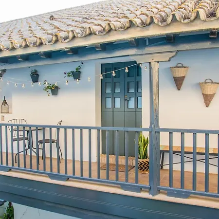 New Apartment In Traditional Building Of The XVI Century-3
