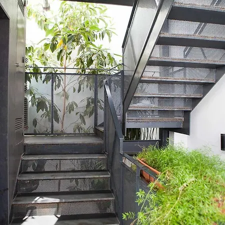 Charming Apartment With Pool And Garage-2