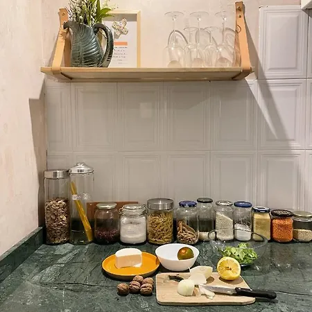Serva La Bari Studio-3