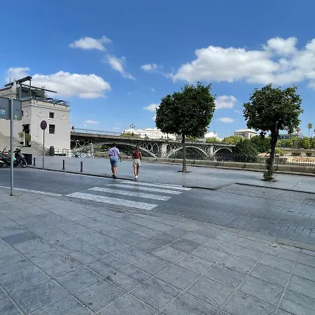 Apartamento en calle Rocio-Triana-2
