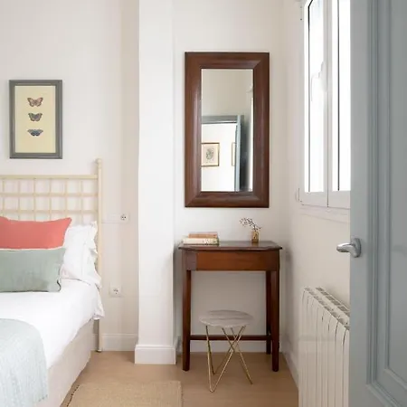Plaza Nueva 2 Bedrooms & 2 Bathrooms-2