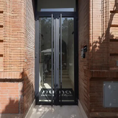 Numa Seville Prestigio-3