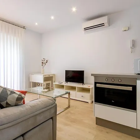 Charming 2 Bedroom Apartment Triana Bridge By Ocityzen-3