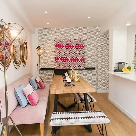 Modern & Nice Apartment. Old Town. Private Parking-2