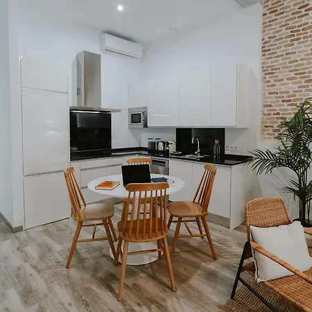 One&Lux Punonrostro Bright Minimalist Central Home-2