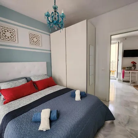 Balcony Sol - Lovely Center Apartments Seville-2