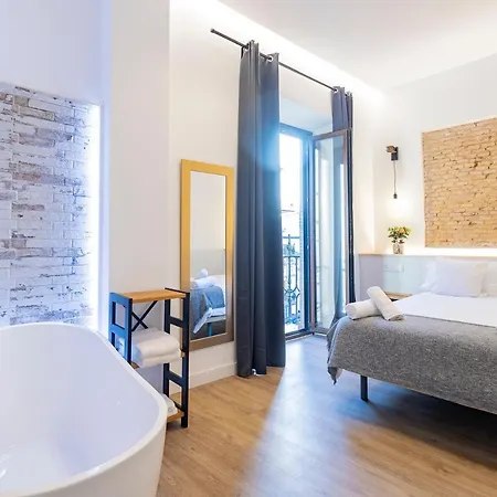 Sevilla Deluxe Suites-2