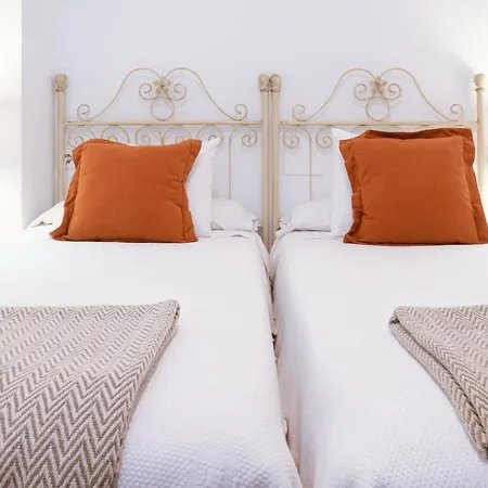 Apartamento con encanto en patio sevillano (203)-2