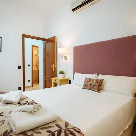 Homeyseville-Amazing Views Cathedral Tomas De Ibarra - 8 Pax, Parking Optional-3