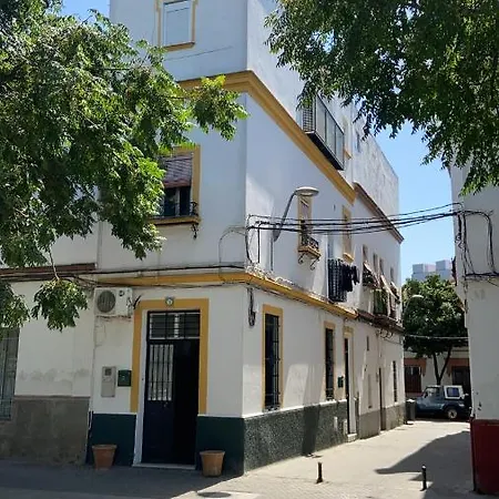 Apartamentos Triana - Aloha Sevilla-3