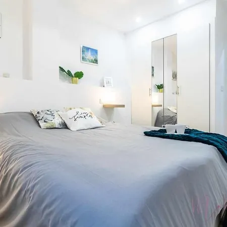 Apartamento 2 en Estadio del Sevilla, 3 habitaciones y metro-3