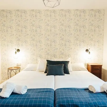 One&Lux Aire - Spacious And Bright Apartment In The Heart Of Seville-2