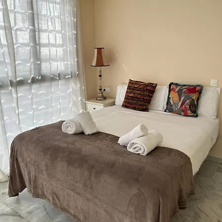 Atico Triana Con Piscina Privada-3