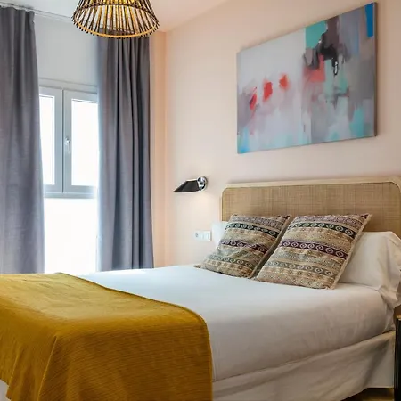 Lola 14 Suite Apartment-3