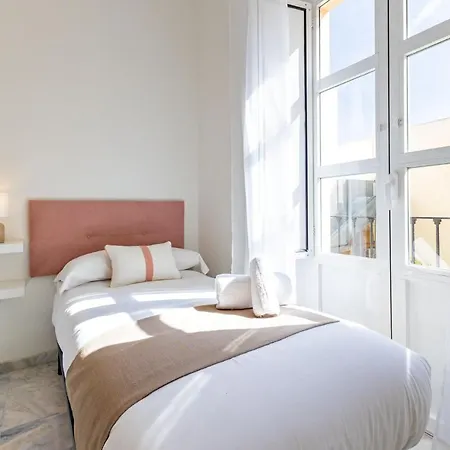 Muro City Center Suite By Valcambre-2
