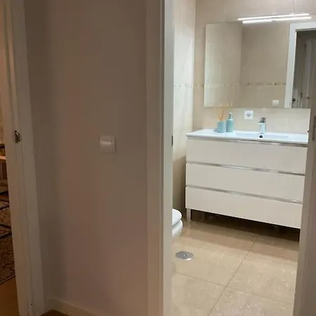 Apt Centrico, A Pie De Calle.-2