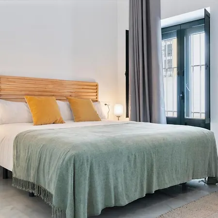Suites Maestranza - Refinadores By Magno Apartments-2