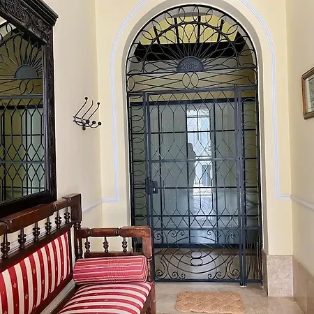 Apartamento J COSTA 15- Alameda Hércules-2