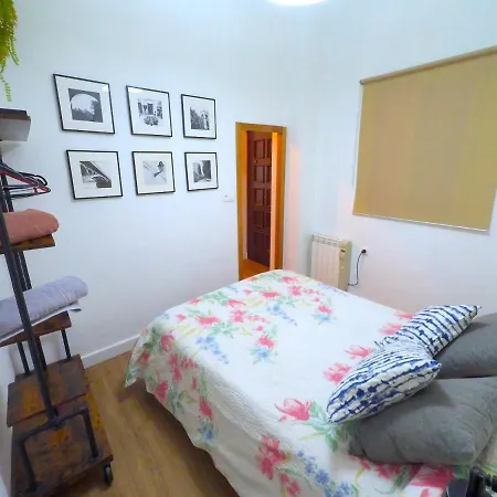 Apartamento Para 3 En Pleno Centro De Sevilla-2