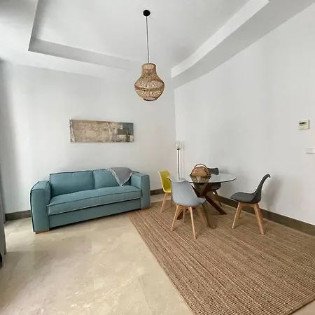J21 Apartment By Cathedral Alcazar-2