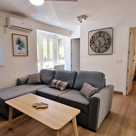 Moderno apartamento Sevilla zona Nervión. WiFi/AC-2