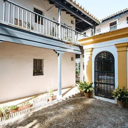 Aitana'S Retreat With Charming Garden-2