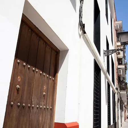 Gotoseville Faustino Flats-2