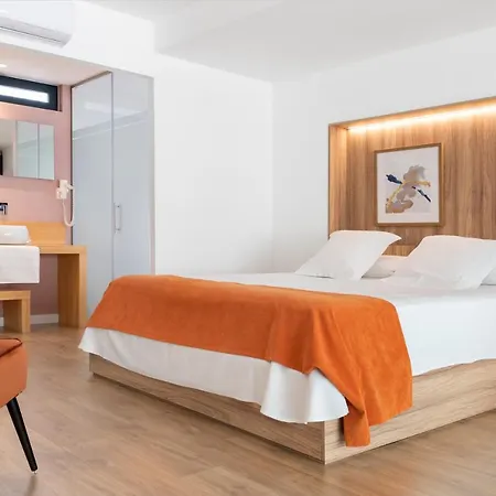 Magno Urban Suites Murillo Gardens-2