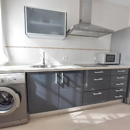New! Retro Apartment In Central Neighbourhood-3
