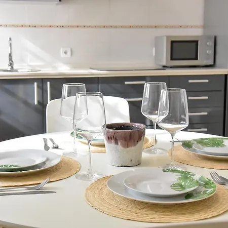 New! Retro Apartment In Central Neighbourhood-2