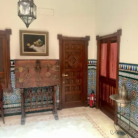 Recaredo Apartments-3