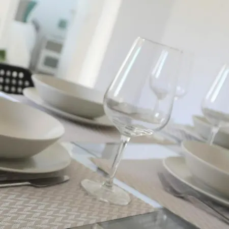Fedriani Bright And Cosy Apartment-2