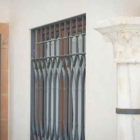 Apartamento Nuevo Junto A La Catedral De Sevilla-3