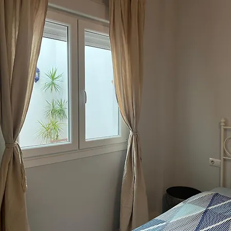 Traditional House In Triana-2