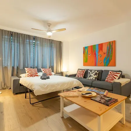 Charming 2 Bedroom Apartment With Free Parking Close To Torre Del Oro By Ocityzen-2