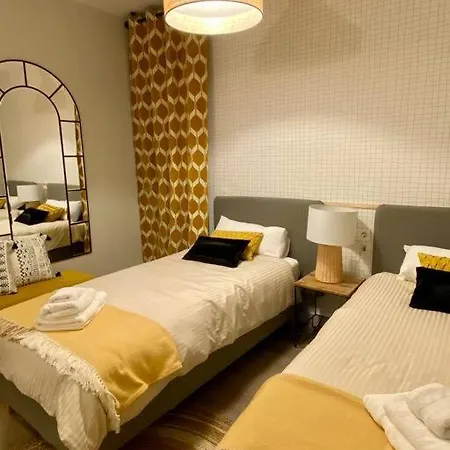 Nuevo Moderno Apartamento de Lujo-3