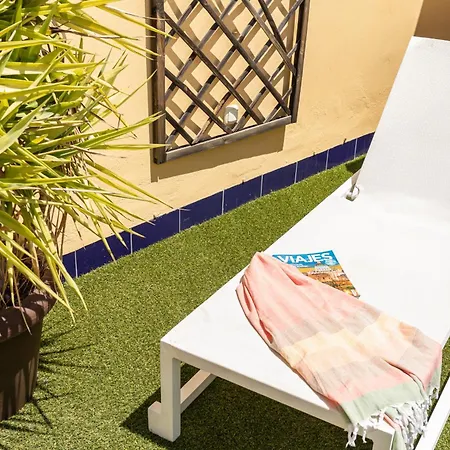Green-Apartments Giralda Views-3