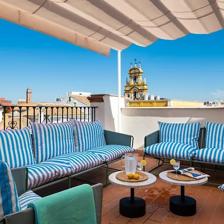 Magno Apartments San Gil - Shared Jacuzzi-2